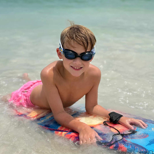 Packing For a Family Beach Day With Kids